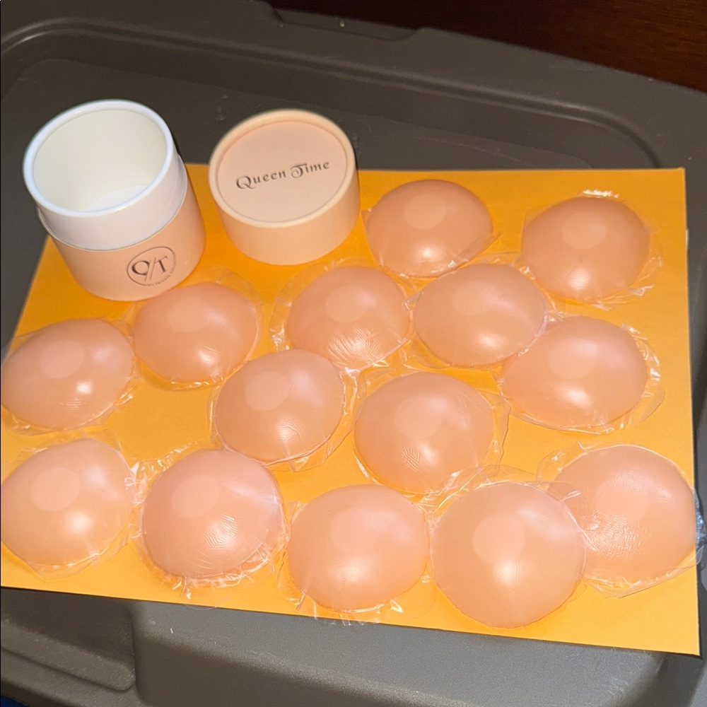 NEW Queen Time Nipple Covers x14